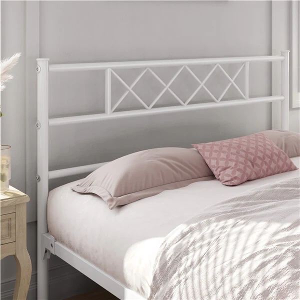 Yaheetech Simple Metal Platform Bed Frame Mattress Foundation - Image 15
